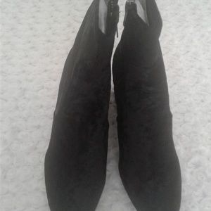Crushed velvet ankle boots